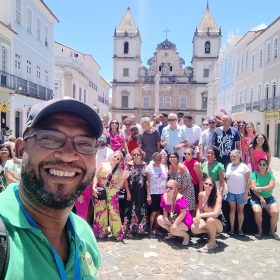 Jorge de Boa, em Tuor no centro histórico de Salvador - Bahia
